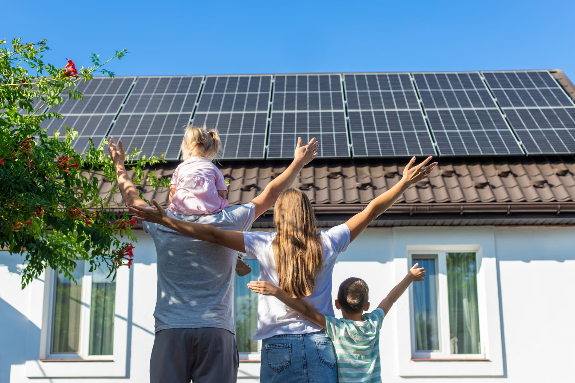 Can a Zappi Charger Use Solar Panels? What Your Property Needs